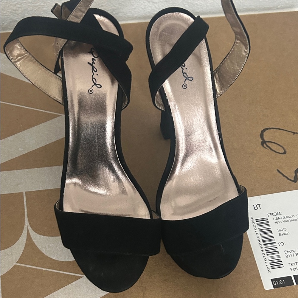 Qupid Black and Gold Strappy Heels
